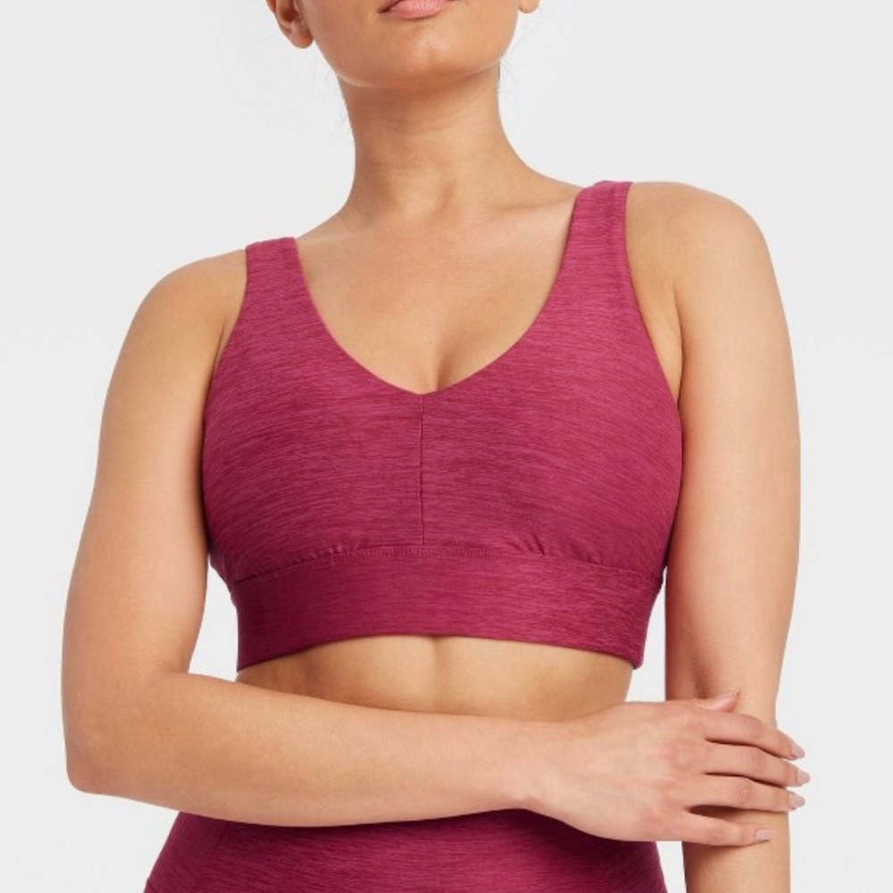 All in Motion Longline Twist Back Women’s Sports Bra - Picture 2 of 7
